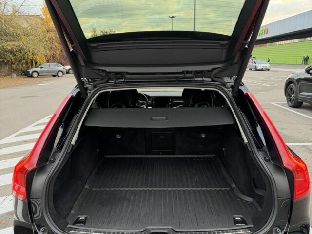 Черный Вольво Другая, объемом двигателя 2 л и пробегом 250 тыс. км за 23500 $, фото 14 на Automoto.ua