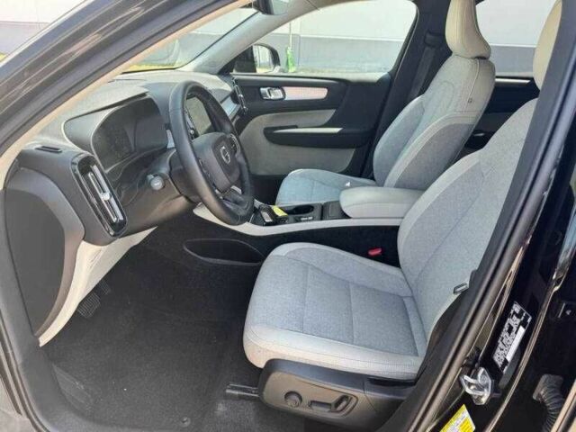 Черный Вольво Другая, объемом двигателя 2 л и пробегом 43 тыс. км за 6200 $, фото 9 на Automoto.ua