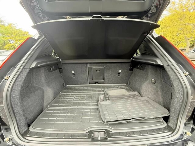 Черный Вольво Другая, объемом двигателя 0 л и пробегом 11 тыс. км за 22000 $, фото 13 на Automoto.ua