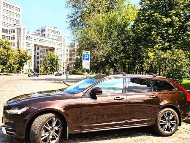 Коричневый Вольво Другая, объемом двигателя 2 л и пробегом 132 тыс. км за 31499 $, фото 4 на Automoto.ua