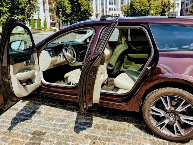 Коричневый Вольво Другая, объемом двигателя 2 л и пробегом 132 тыс. км за 31499 $, фото 8 на Automoto.ua