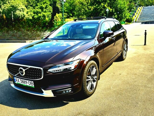 Коричневый Вольво Другая, объемом двигателя 2 л и пробегом 132 тыс. км за 31499 $, фото 5 на Automoto.ua