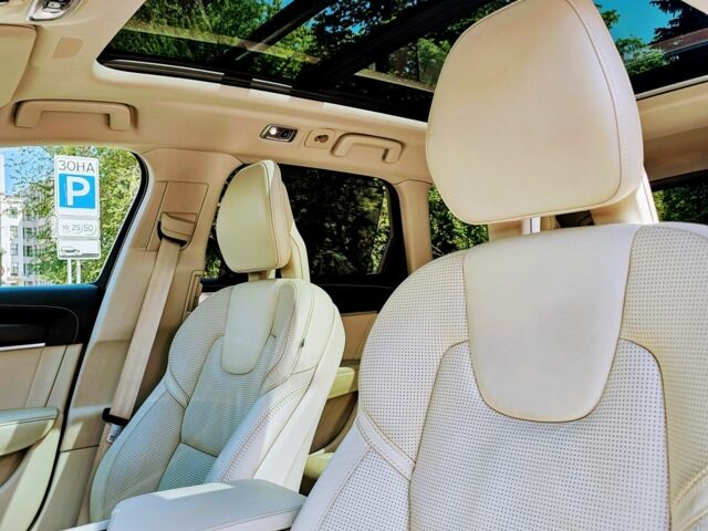 Коричневый Вольво Другая, объемом двигателя 2 л и пробегом 132 тыс. км за 31499 $, фото 1 на Automoto.ua