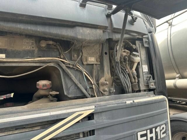 Вольво Другая, объемом двигателя 0 л и пробегом 0 тыс. км за 5000 $, фото 4 на Automoto.ua