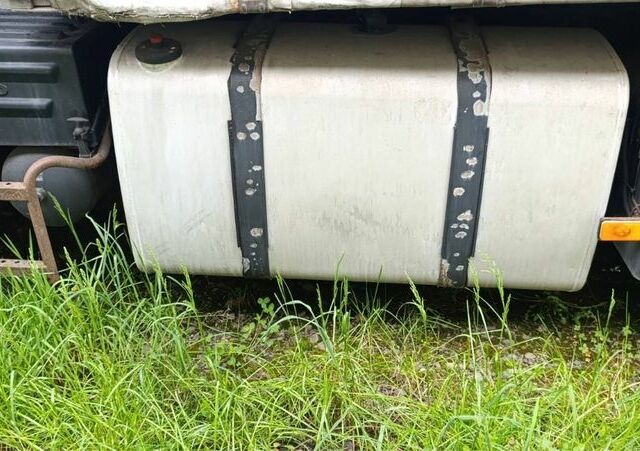 Вольво Другая, объемом двигателя 0 л и пробегом 0 тыс. км за 18000 $, фото 7 на Automoto.ua