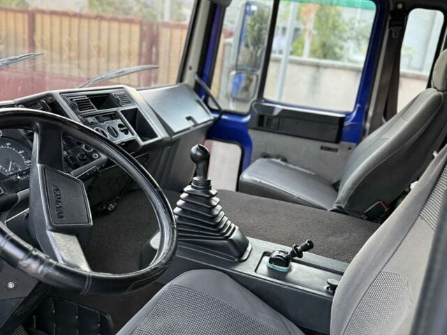 Вольво Другая, объемом двигателя 0 л и пробегом 0 тыс. км за 8500 $, фото 5 на Automoto.ua