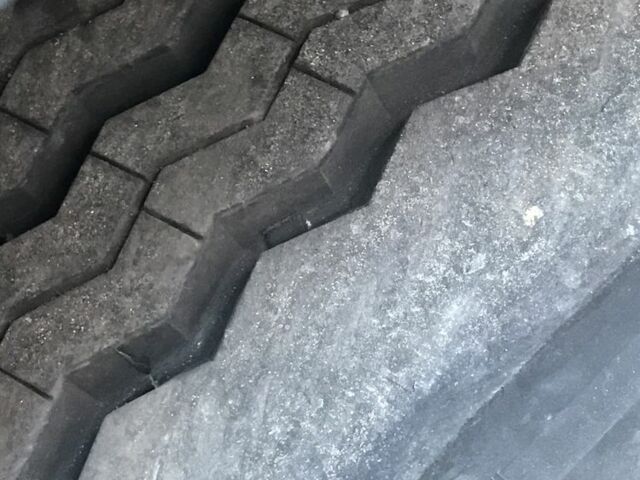 Вольво Другая, объемом двигателя 2.3 л и пробегом 0 тыс. км за 12000 $, фото 1 на Automoto.ua