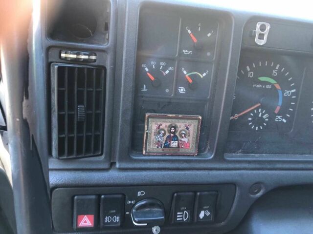 Вольво Другая, объемом двигателя 0 л и пробегом 0 тыс. км за 5000 $, фото 4 на Automoto.ua