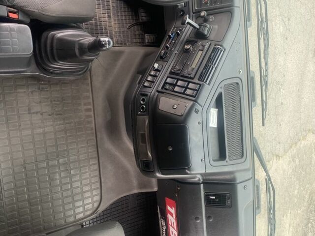 Вольво Другая, объемом двигателя 0 л и пробегом 0 тыс. км за 6000 $, фото 11 на Automoto.ua