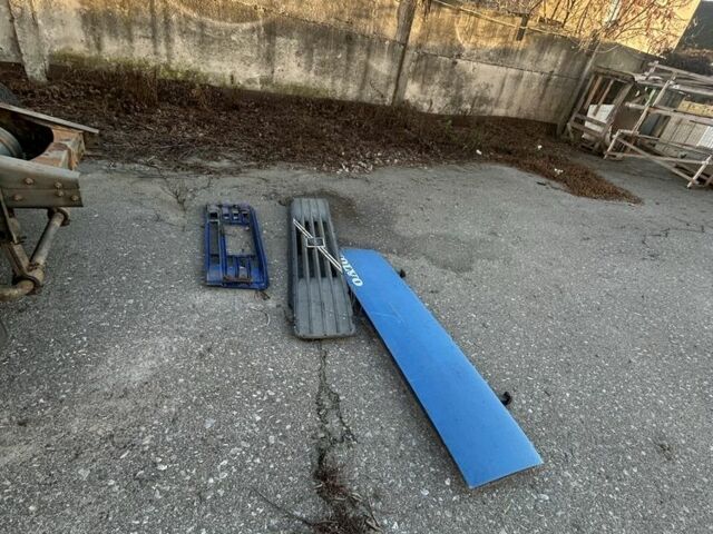 Вольво Другая, объемом двигателя 0 л и пробегом 0 тыс. км за 5000 $, фото 4 на Automoto.ua