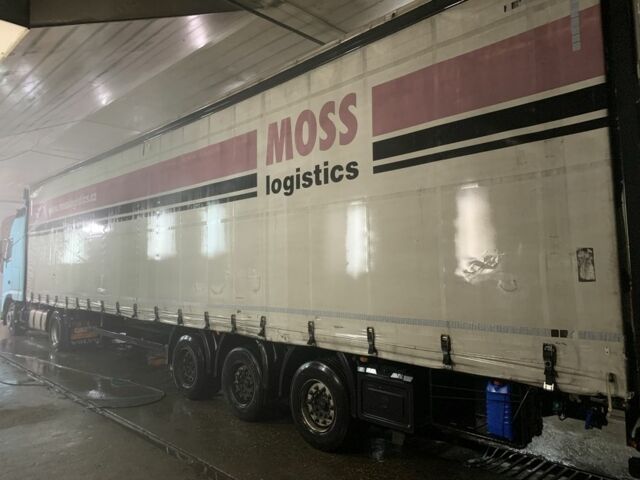 Вольво Другая, объемом двигателя 0 л и пробегом 0 тыс. км за 25500 $, фото 7 на Automoto.ua