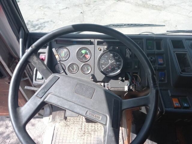 Вольво Другая, объемом двигателя 0 л и пробегом 0 тыс. км за 5500 $, фото 4 на Automoto.ua