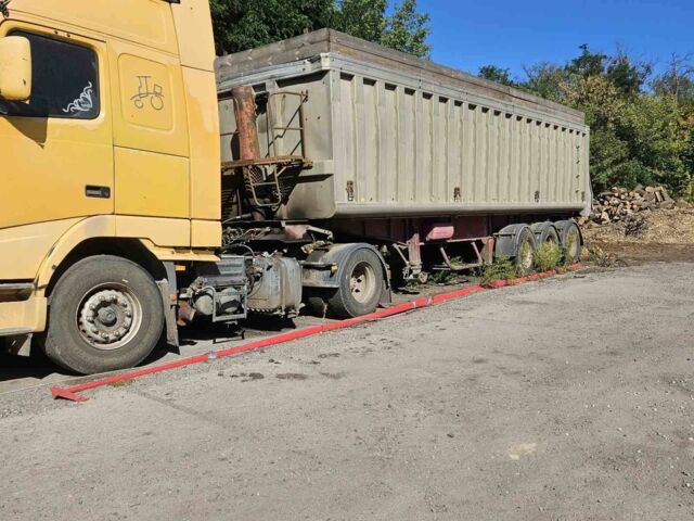 Вольво Другая, объемом двигателя 0 л и пробегом 0 тыс. км за 10000 $, фото 1 на Automoto.ua