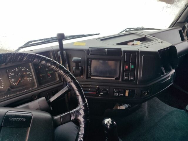 Вольво Другая, объемом двигателя 0 л и пробегом 0 тыс. км за 15000 $, фото 6 на Automoto.ua