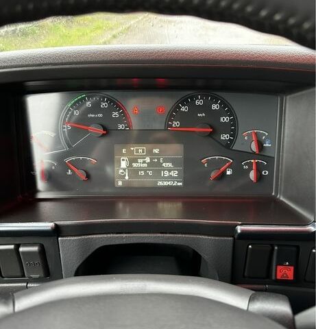 Вольво Інша, об'ємом двигуна 0 л та пробігом 0 тис. км за 67000 $, фото 7 на Automoto.ua