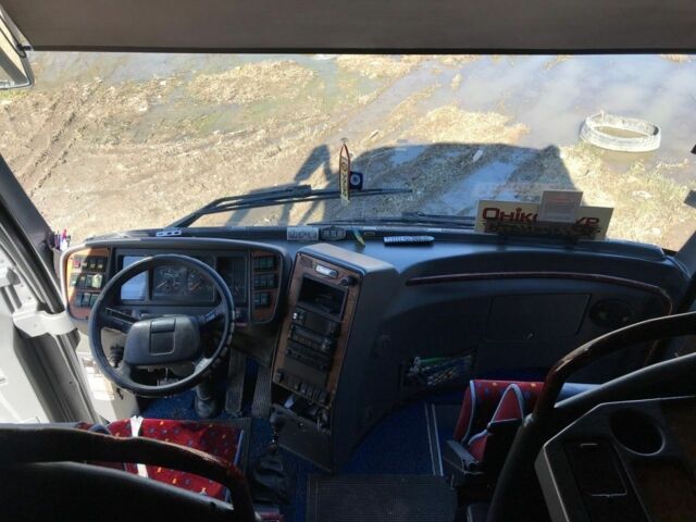 Вольво Другая 2003 в Черновцах на Automoto.ua Вольво Другая, объемом двигателя 0 л и пробегом 0 тыс. км за 43000 $, фото 3 на Automoto.ua