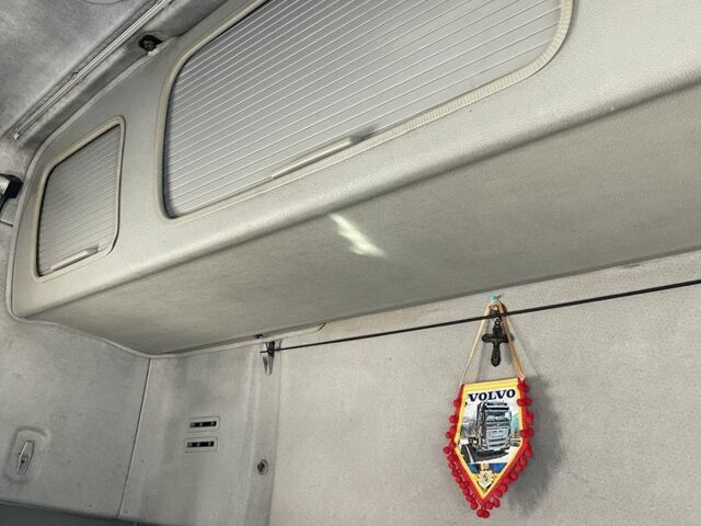 Вольво Другая, объемом двигателя 0 л и пробегом 0 тыс. км за 23000 $, фото 7 на Automoto.ua