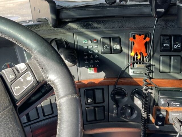 Вольво Другая, объемом двигателя 0 л и пробегом 0 тыс. км за 23000 $, фото 5 на Automoto.ua