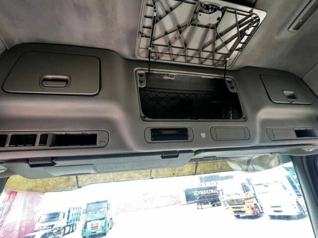 Вольво Другая, объемом двигателя 0 л и пробегом 0 тыс. км за 8500 $, фото 8 на Automoto.ua