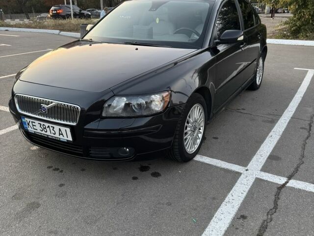 Вольво Другая, объемом двигателя 0 л и пробегом 0 тыс. км за 9000 $, фото 2 на Automoto.ua