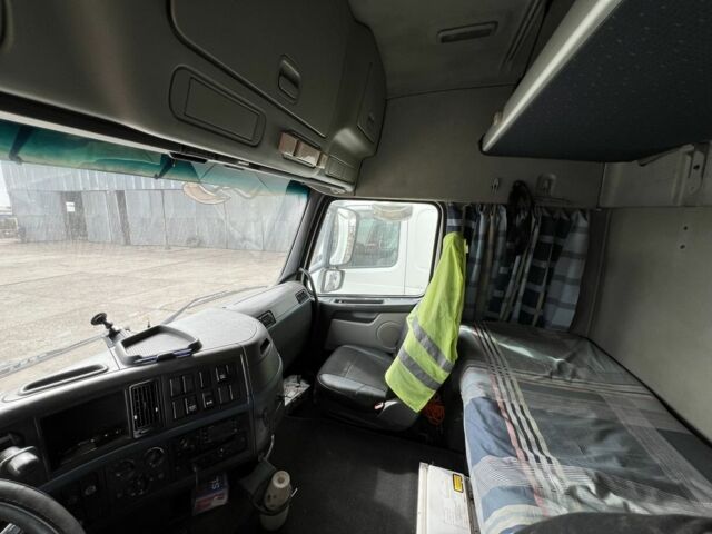 Вольво Другая, объемом двигателя 0 л и пробегом 0 тыс. км за 12500 $, фото 9 на Automoto.ua