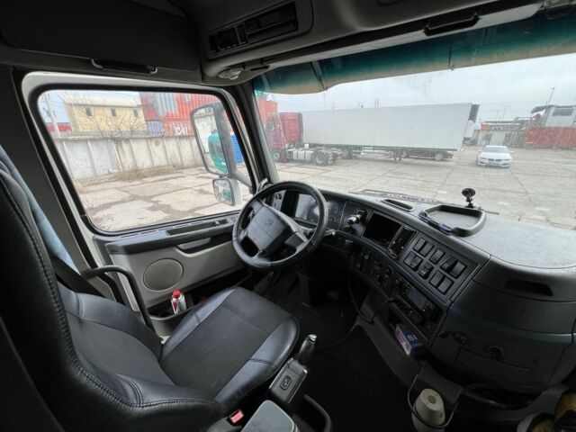 Вольво Другая, объемом двигателя 0 л и пробегом 0 тыс. км за 12500 $, фото 8 на Automoto.ua