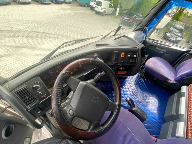 Вольво Другая, объемом двигателя 0 л и пробегом 0 тыс. км за 13800 $, фото 9 на Automoto.ua