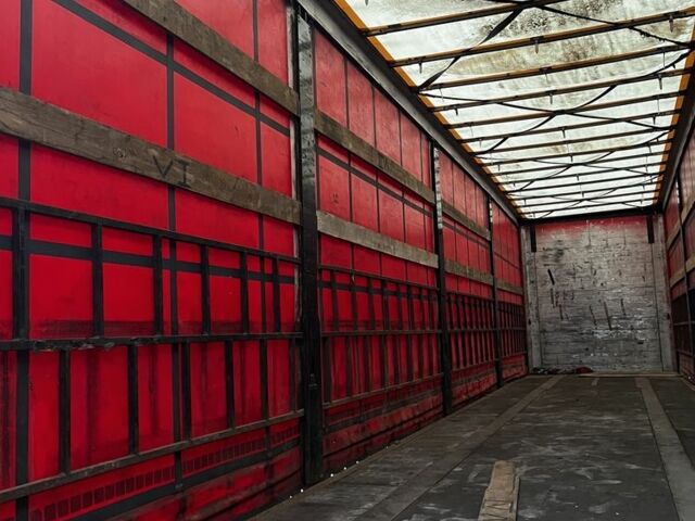 Вольво Другая, объемом двигателя 0 л и пробегом 0 тыс. км за 22000 $, фото 6 на Automoto.ua