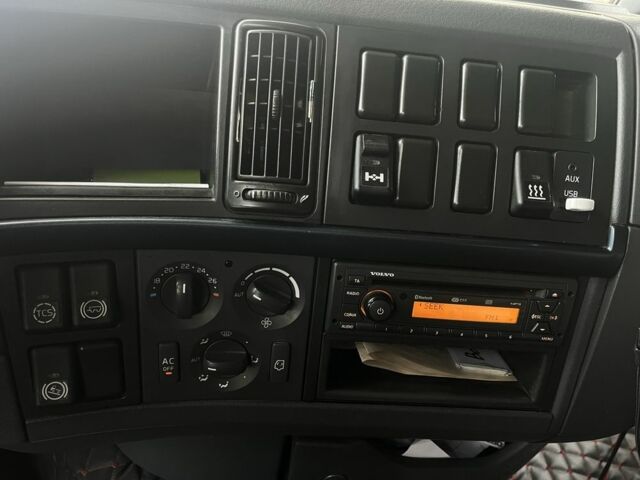 Вольво Інша, об'ємом двигуна 0 л та пробігом 0 тис. км за 31000 $, фото 18 на Automoto.ua