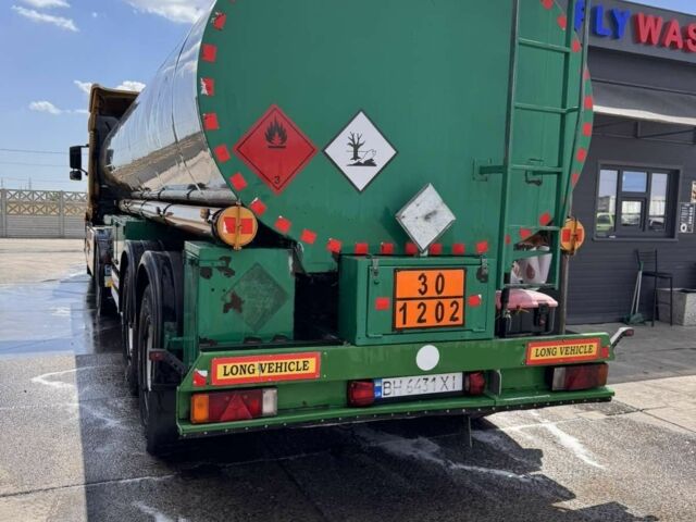 Желтый Вольво Другая, объемом двигателя 9.4 л и пробегом 800 тыс. км за 16000 $, фото 7 на Automoto.ua