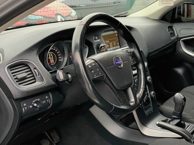 Серый Вольво Другая, объемом двигателя 1.6 л и пробегом 272 тыс. км за 10000 $, фото 9 на Automoto.ua