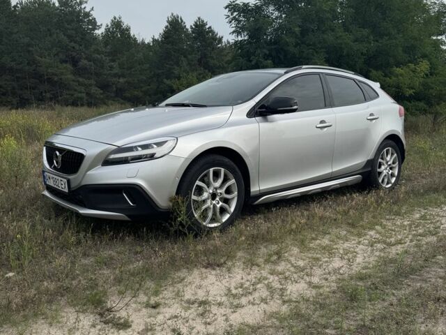 Сірий Вольво Інша, об'ємом двигуна 2 л та пробігом 26 тис. км за 18500 $, фото 6 на Automoto.ua