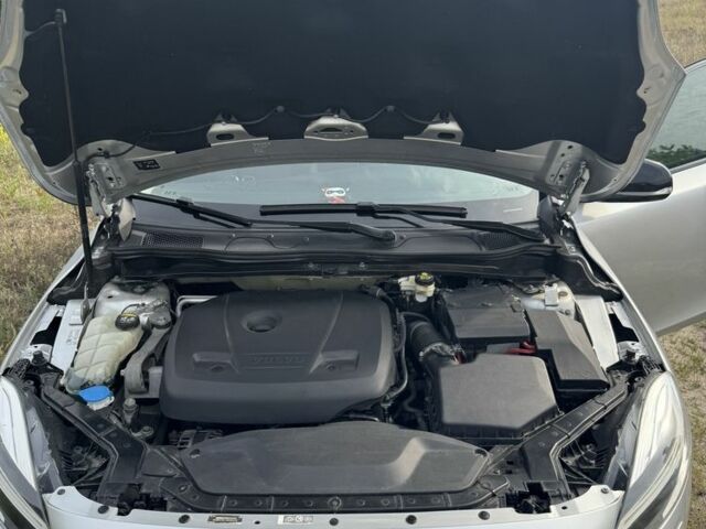 Сірий Вольво Інша, об'ємом двигуна 2 л та пробігом 26 тис. км за 18500 $, фото 3 на Automoto.ua