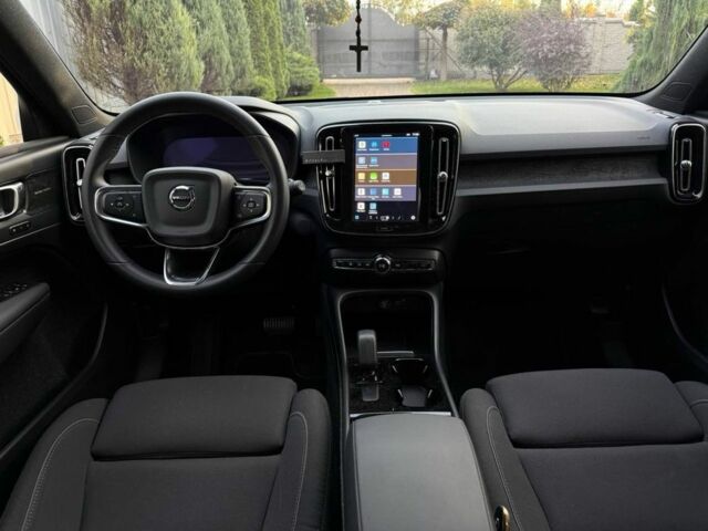 Серый Вольво Другая, объемом двигателя 0 л и пробегом 34 тыс. км за 28888 $, фото 2 на Automoto.ua