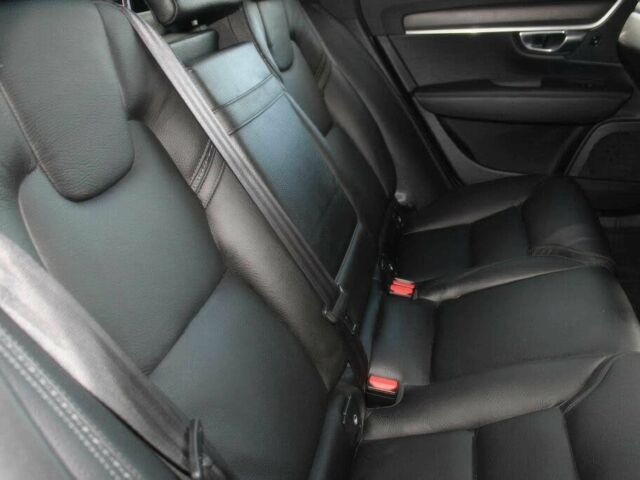 Серый Вольво Другая, объемом двигателя 2 л и пробегом 48 тыс. км за 5950 $, фото 10 на Automoto.ua