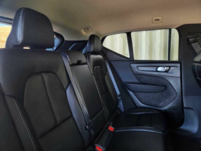 Серый Вольво Другая, объемом двигателя 2 л и пробегом 14 тыс. км за 22500 $, фото 10 на Automoto.ua