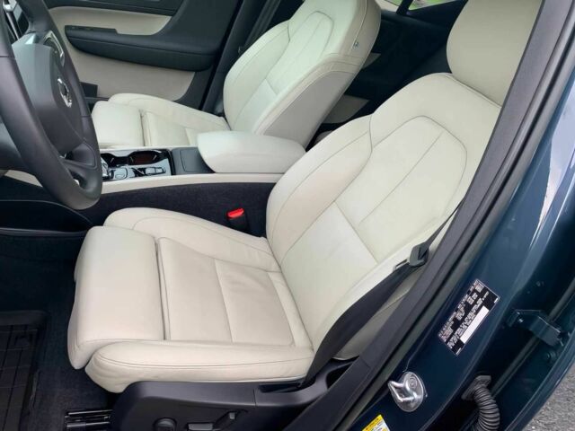 Сірий Вольво Інша, об'ємом двигуна 2 л та пробігом 22 тис. км за 22600 $, фото 11 на Automoto.ua