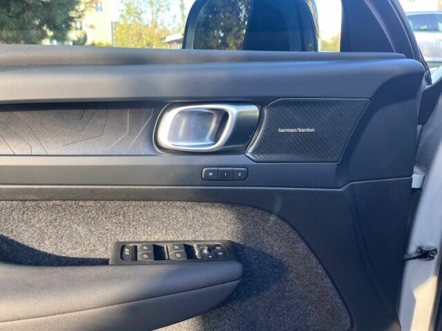 Серый Вольво Другая, объемом двигателя 0 л и пробегом 69 тыс. км за 28500 $, фото 11 на Automoto.ua