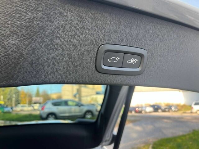 Серый Вольво Другая, объемом двигателя 0 л и пробегом 69 тыс. км за 28500 $, фото 13 на Automoto.ua