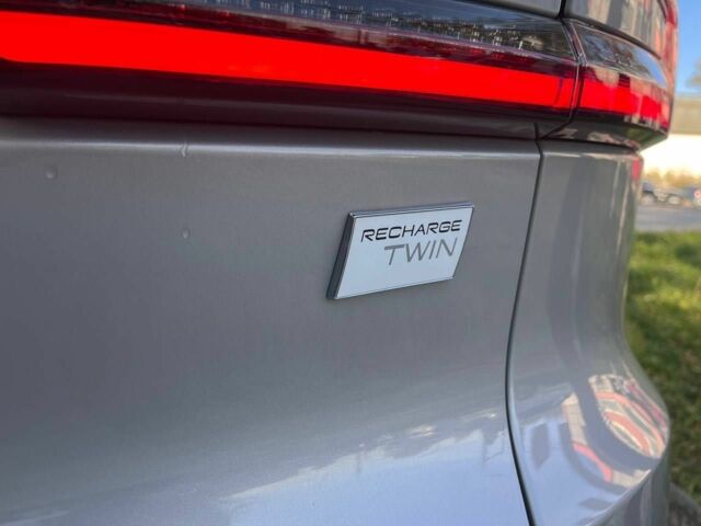 Серый Вольво Другая, объемом двигателя 0 л и пробегом 69 тыс. км за 28500 $, фото 7 на Automoto.ua