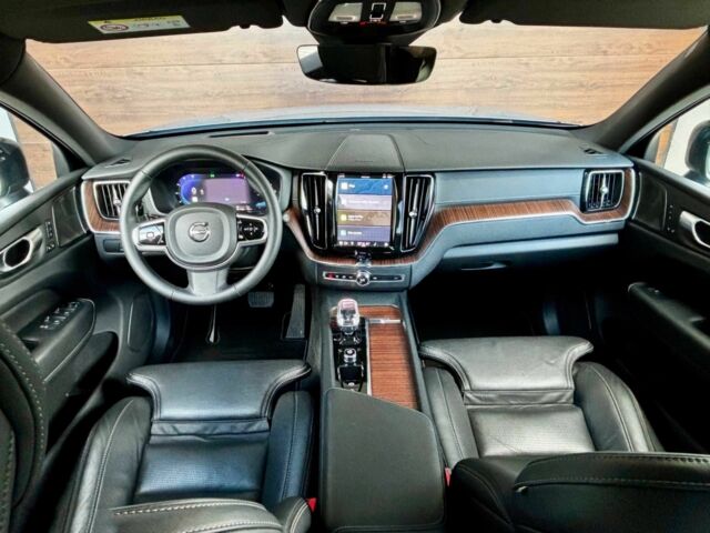 Сірий Вольво Інша, об'ємом двигуна 2 л та пробігом 20 тис. км за 30600 $, фото 7 на Automoto.ua