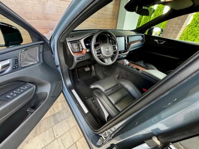 Сірий Вольво Інша, об'ємом двигуна 2 л та пробігом 20 тис. км за 30600 $, фото 8 на Automoto.ua