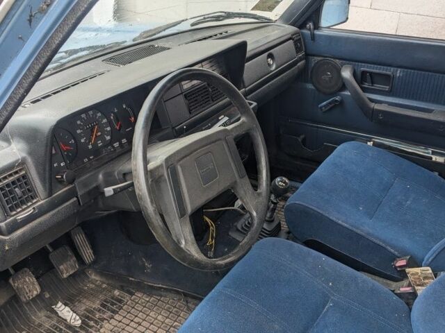 Синій Вольво Інша, об'ємом двигуна 0 л та пробігом 266 тис. км за 510 $, фото 2 на Automoto.ua