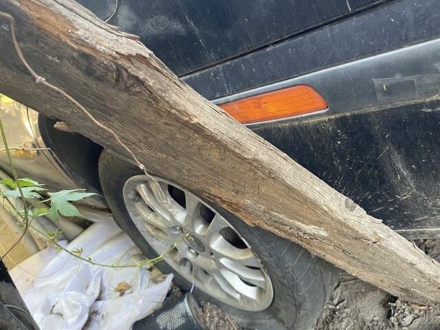 Синий Вольво Другая, объемом двигателя 0 л и пробегом 300 тыс. км за 900 $, фото 2 на Automoto.ua