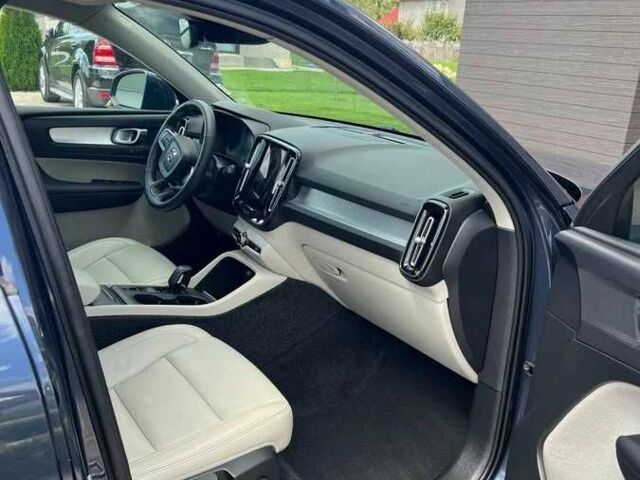 Синий Вольво Другая, объемом двигателя 2 л и пробегом 52 тыс. км за 23000 $, фото 4 на Automoto.ua