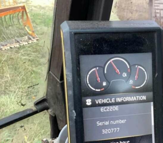 Желтый Вольво EC 220D, объемом двигателя 6 л и пробегом 0 тыс. км за 151340 $, фото 7 на Automoto.ua