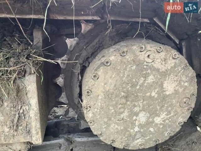 Желтый Вольво EC 220D, объемом двигателя 6 л и пробегом 0 тыс. км за 151340 $, фото 11 на Automoto.ua