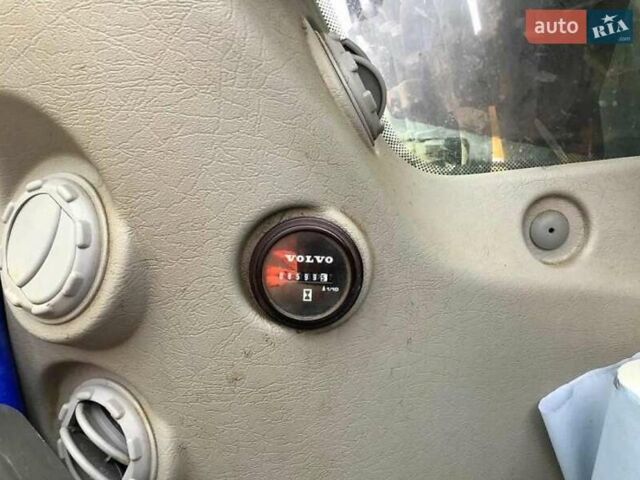 Желтый Вольво EC 220D, объемом двигателя 6 л и пробегом 0 тыс. км за 151340 $, фото 6 на Automoto.ua