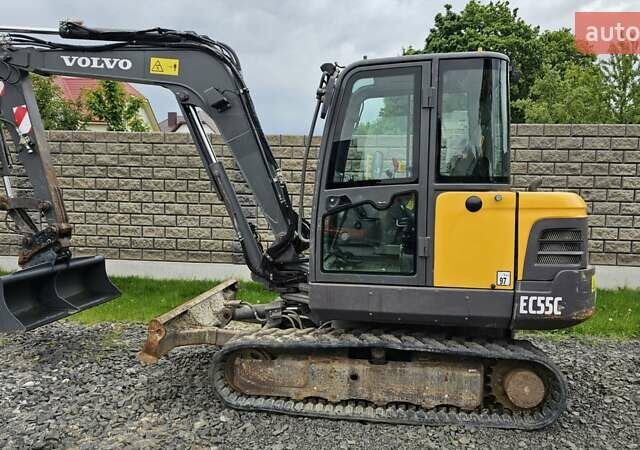 Желтый Вольво EC 55C, объемом двигателя 3 л и пробегом 2 тыс. км за 41500 $, фото 1 на Automoto.ua