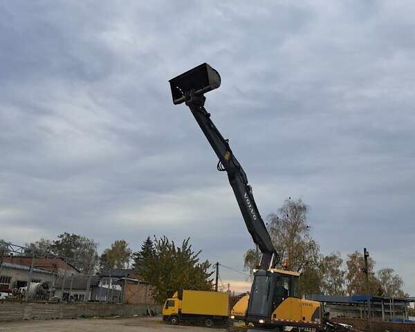 Желтый Вольво EW 160, объемом двигателя 4 л и пробегом 0 тыс. км за 36500 $, фото 3 на Automoto.ua